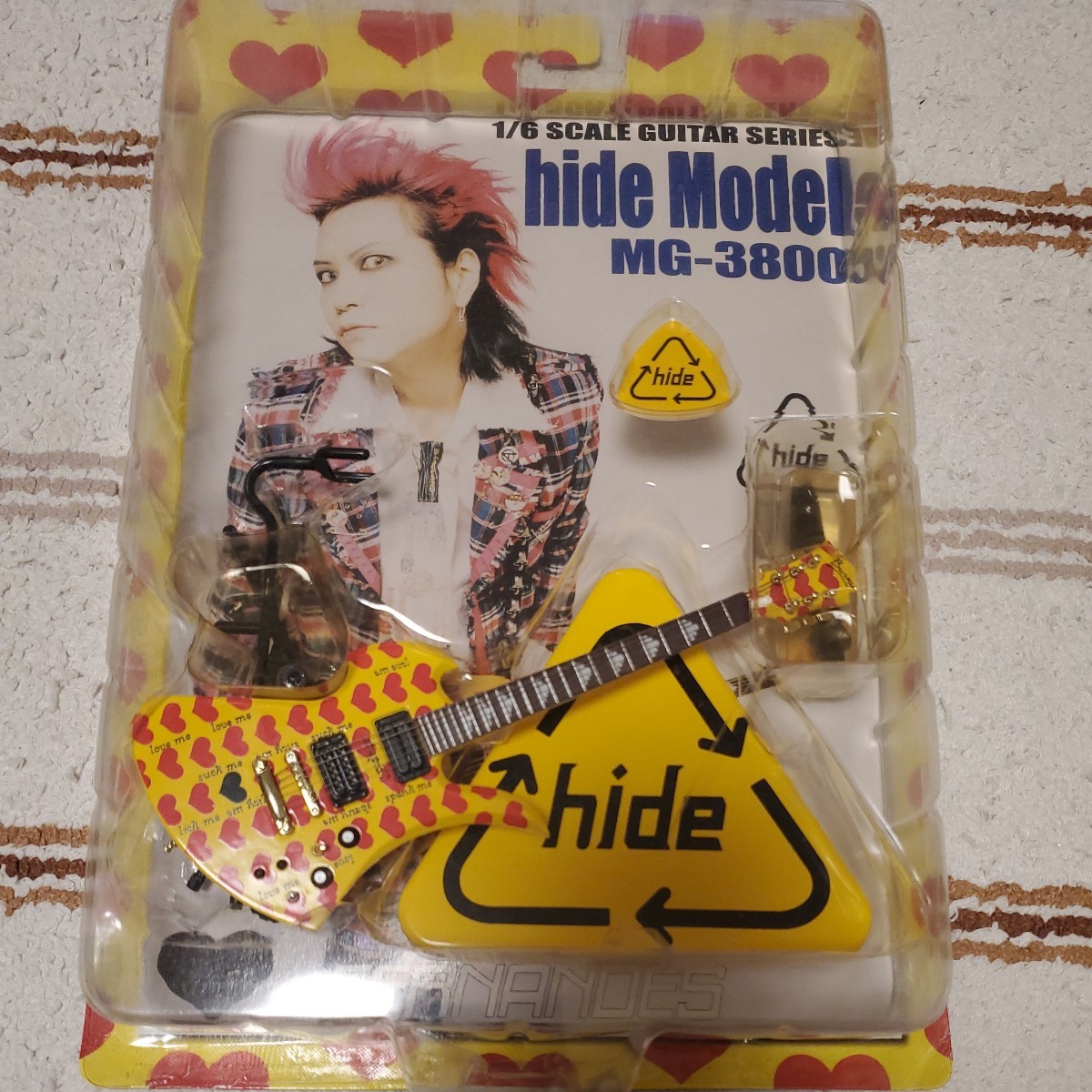 2023年最新】ヤフオク! -hide イエローハート(タレントグッズ)の中古品