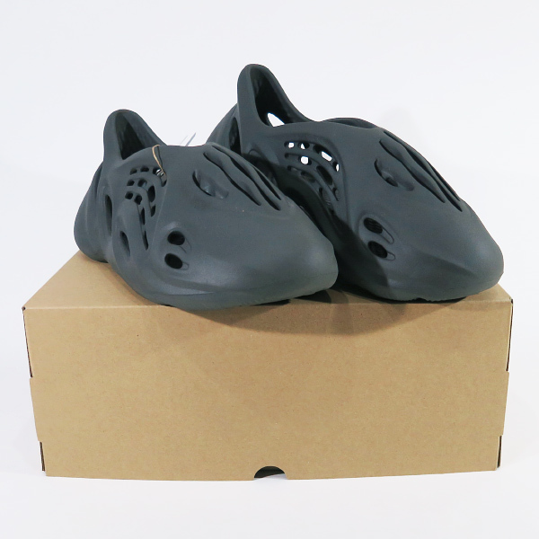 2023年最新】Yahoo!オークション -yeezy runnerの中古品・新品・未使用