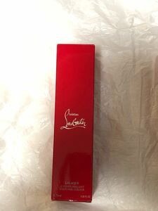 クリスチャン ルブタン　ララック　lalaque le vernis brillant ブラッシュインヌード 382 ネイル