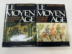 s1014-10.洋書 LE MOYEN AGE 2冊/ヨーロッパ/大判/ディスプレイ/インテリア/クラシック/アンティーク/ヴィンテージ/クラシック/小物