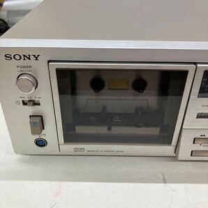 64③□51005-⑦ SONY ソニー カセットデッキ テープレコーダー TC-K65 付属品有り ジャンク品の画像2