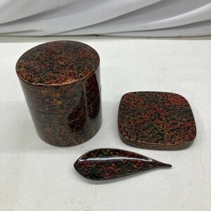 64③□51026-⑥ 伝統工芸 工芸品 工芸美術 茶筒 3点セット うるし塗装 漆下地塗装 天然木 SK-AM-3011 ユリア樹脂 青森県漆器協同組合連合