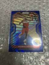 NBAカード PANINI PRIZM THOMAS BRYANT ブルーWAVE PRIZM_画像1