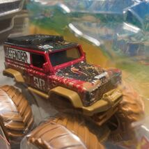 Hot Wheels MONSTER TRUCKS 989Kホットウィール モンスタートラック LAND ROVER DEFENDER ランドローバー ディフェンダー_画像3