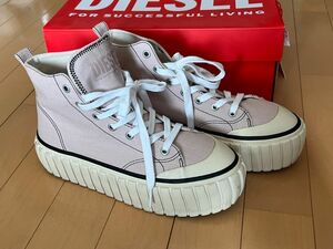 diesel 厚底スニーカー　ピンク　