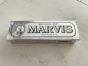 新品　MARVIS マービス　ホワイト・ミント歯磨き粉 爽やかミント味 オーラルケア イタリア製 75ml
