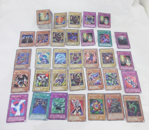 Yahoo!オークション -「遊戯王 ブラックマジシャン lb」の落札相場