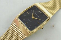 J241-Y25-1396 ◎ DIA BULOVA ブローバ 85-702 メンズ クオーツ 腕時計 現状品① ◎_画像2