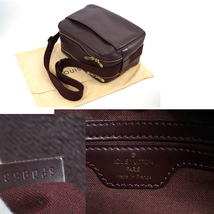 【美品】Louis Vuitton タイガ リポーター ショルダーバッグ アカジュー 赤茶 鞄 斜め掛け ボルドー TAIGA BAG メンズレディース M30156_画像10