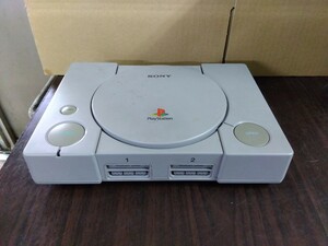 【ジャンク】簡易動作確認済み PlayStation プレイステーション SCPH-5000 本体&コントローラー2個のみ　八王子引き取りOK206