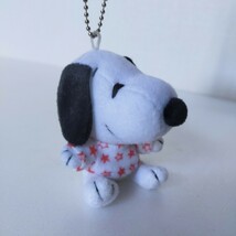 ◆◇○未使用品　非売品　PEANUT　SNOOPY　ぬいぐるみ　ストラップ　スヌーピー　マスコット タグ付き_画像2