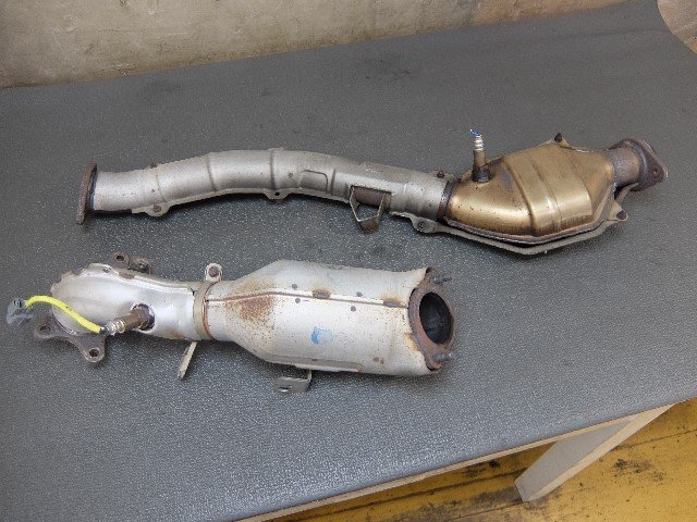 ヤフオク! -「レガシィb4)純正」(触媒、エキマニ、フロントパイプ