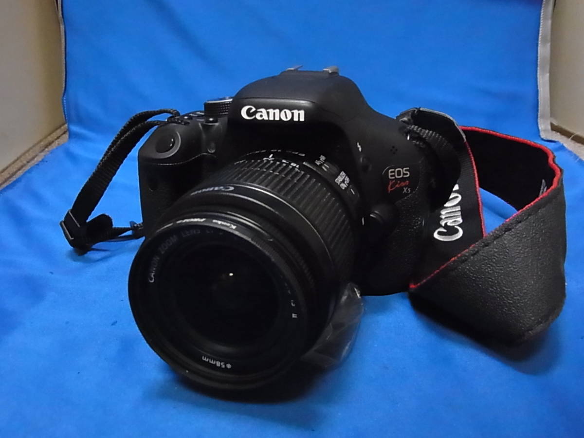 中古品 】Canon EOS Kiss X5 EF-S18-55ISII レンズセット キヤノン [管