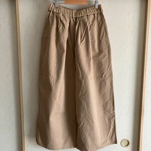 美品☆ナチュランで購入　m.n エムドットエヌ　ウエストゴムワイドパンツ　ベージュ　M〜L 