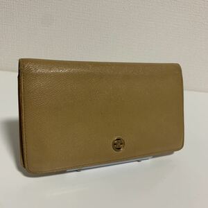 CHANEL シャネル　レザー　ココマーク　折り財布