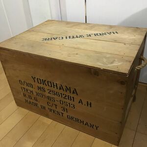 W.GERMANY YOKOHAMA 西ドイツ 横浜 蓋付木箱 ウッドボックス ビンテージ！