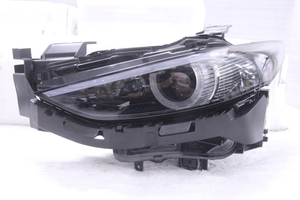 30-956★美品★LED BP系 MAZDA3 セダン ファストバック★左ヘッドライト KOITO 100-651BG 打刻:23 ASSY ブラック 純正★マツダ (UK)