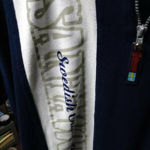 HPS２９半袖ポロシャツ襟首ジッパー刺繍入り SANTA WORLD XL 紺色系  綿 中国製 中古良品１枚の画像2