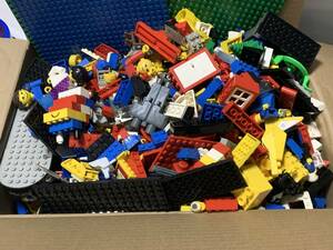 LEGOレゴ　フィグなどもあります。　3.3KG　USED現状品