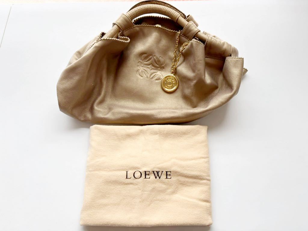 2023年最新】ヤフオク! -ロエベ loewe ロゴ型押し レザー ショルダー