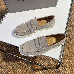 Brunello Cucinelli　ブルネロクチネリ イタリア　メンズ　シューズ　靴　スエード ローファー カジュアル　ベージュ　サイズ選択可能