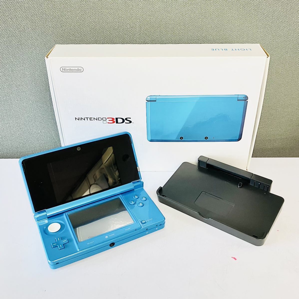 Yahoo!オークション -「ニンテンドー3ds ライトブルー」の落札相場