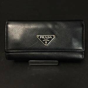 FG0720-25-3 PRADA プラダ キーケース 4連 鍵入れ 三角ロゴプレート レディース メンズ ブラック 黒 6.5cm×13cm×1cm 60サイズ