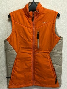 【NIKE　GOLF】ナイキゴルフのリバーシブルベスト（メンズＭ）