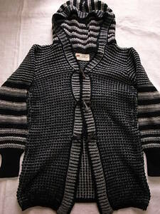 MADE IN UK●英国製・HIGH LAND社・ローゲージ・ニットパーカー・PURE NEW WOOL・軽い羽織心地 ・ニットガウン・良好