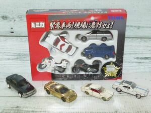 トミカ 緊急車両 金ぴかNSX 1974 NO69 ムスタングⅡ（ジョニーライト）