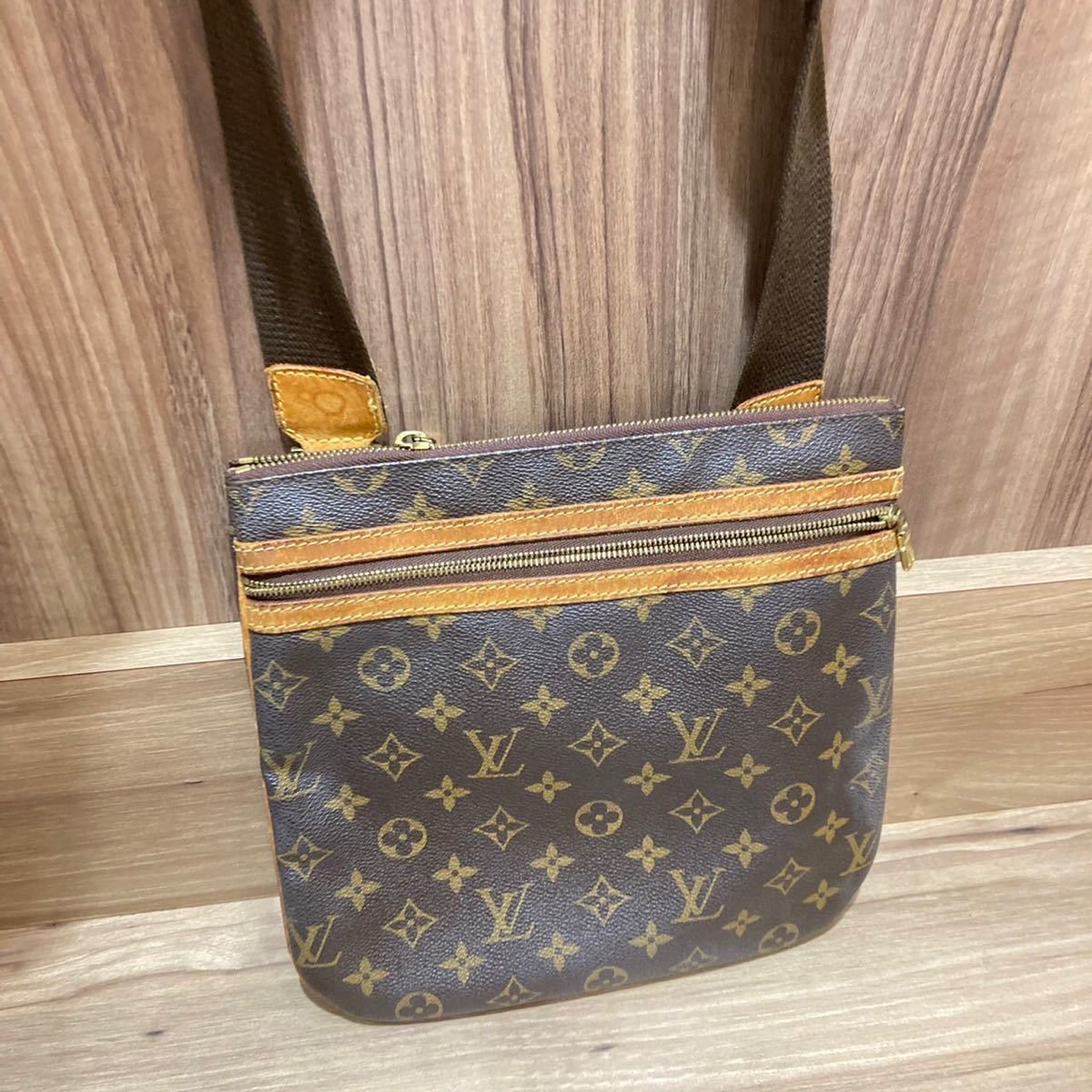 LOUIS VUITTON ルイヴィトン バッグ ポシェット ボスフォール