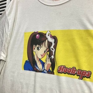 1スタ 白 Tシャツ HOOK UPS フックアップス ピンナップガール 半袖 90s 00s XRK ビンテージ アメリカ 古着 ベール 卸 仕入れ