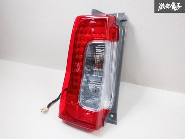 ファッションの la600s タント テールランプ 左 美品 パーツ