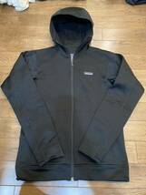 【美品】PATAGONIA POLARTEC/クロストレックフーディ ジップパーカー 23790FA17 XS ソフトシェル　メンズ　パタゴニア　_画像1