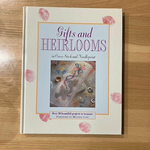 gifts and HEIRLOOMS クロスステッチ　ニードルポイント