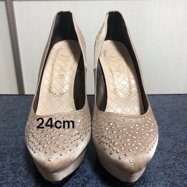メタルルージュ ベージュパンプス 24cm
