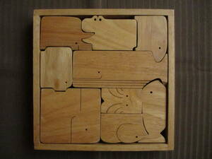 *** wooden toy puzzle animal ***