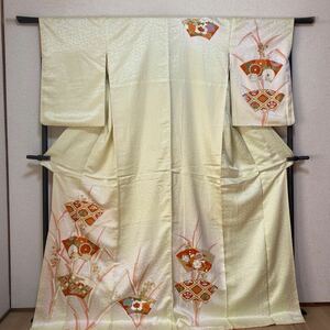 着物　総柄　訪問着 付け下げ　正絹　春夏秋冬　金駒刺繍花柄　着丈163cm 裄丈64cm 1031-12m