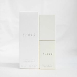 ☆新品 THREE バランシング ホワイト クリアエッセンス 薬用美白美容液 30mL ( 美容液 ) ( 1017-n1 )