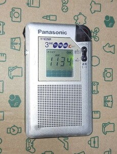 RF-ND260R パナソニック 美品 受信確認済 完動品 AM FM ポケットラジオ 出張 通勤 競馬 防災 ジョギング 名刺サイズ 登山 Panasonic 001903