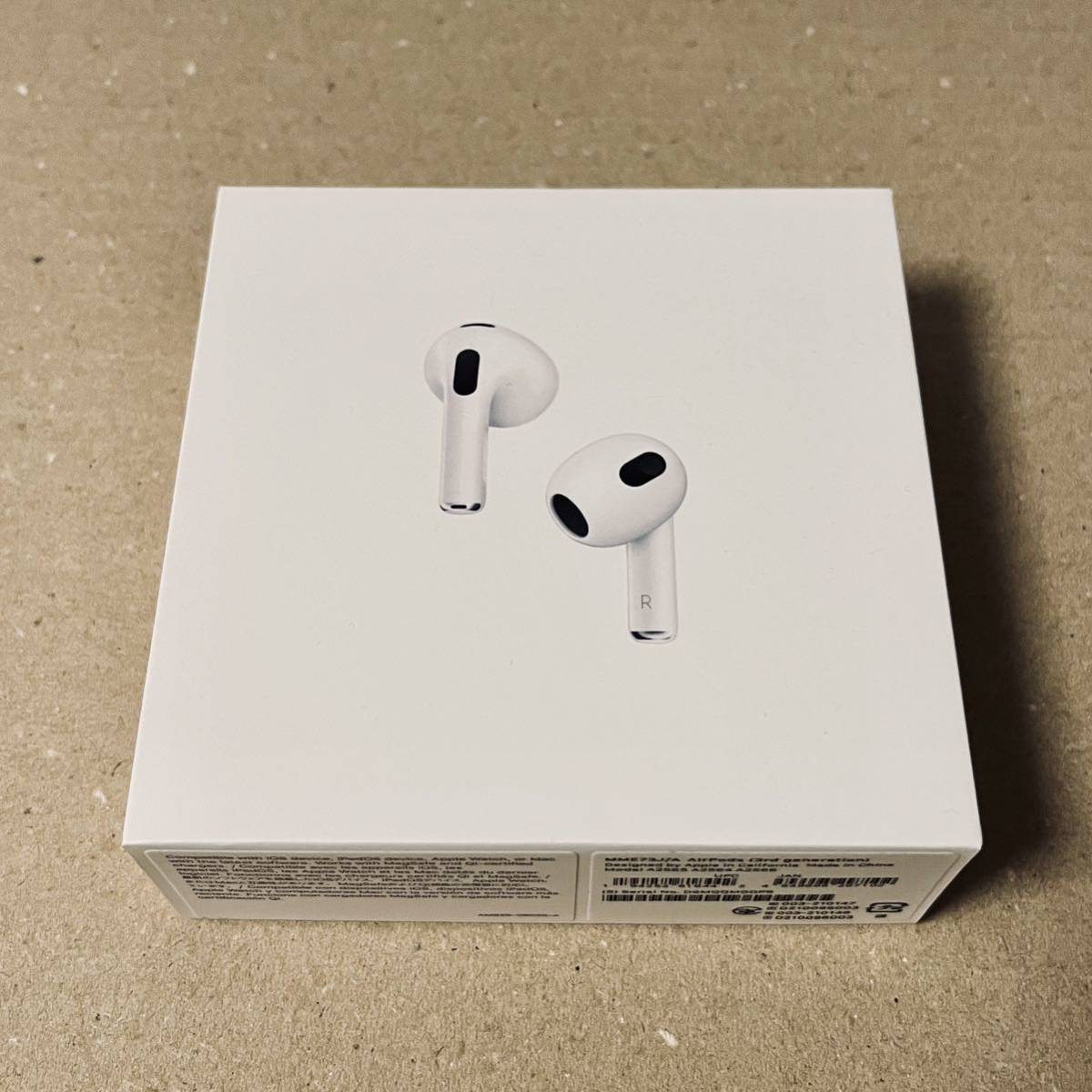 Yahoo!オークション -「airpods 第3世代 mme73j/a」の落札相場・落札価格