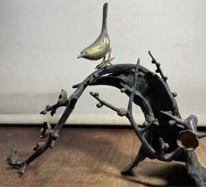 本日特別価格 G054 金属工芸 真鍮 木にとまる鳥 オブジェ 金属製 置き物 ビンテージ アンティーク レトロ コレクション 