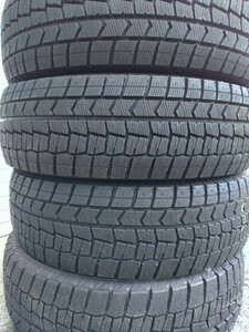 215/70R15 98Q イボ付　DUNLOP WINTERMAXX WM02 グランビア ハイエース シエラ等 スタッドレス 中古タイヤ　4本セット　個人宅発送不可