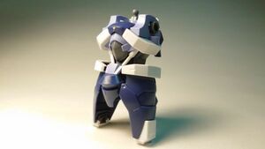 HG 1/144 百錬 (ガンダム 鉄血のオルフェンズ)　胴体※シール添付アリ　ガンプラ 完成品 ジャンク