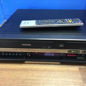 東芝 VHS/HDD/DVDレコーダー RD-W301 リモコン付 中古品B-9509の画像3