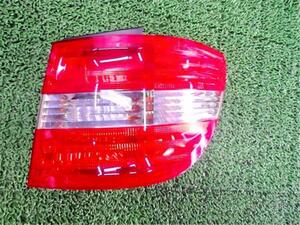  Benz original Benz B { 245232 } right tail lamp P21200-23005996