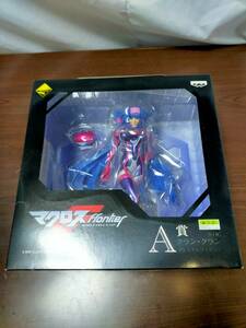  Macross frontier A. Clan * Clan premium figure 