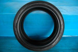 (6075)10 ヨコハマ BluEarth RV03 245/40R19 98W 1本