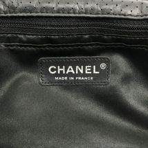 シャネル CHANEL ショルダーバッグ マトラッセ レザー 黒 チェーンショルダー/シルバー金具/パンチング/フラップバッグ 11番台 バッグ_画像7