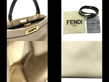 フェンディ FENDI ハンドバッグ 8BN290-A0V1 ピーカブーアイコニックミディアム(レディース)/モンスター レザー×パイソン アイボリー×黒_画像10